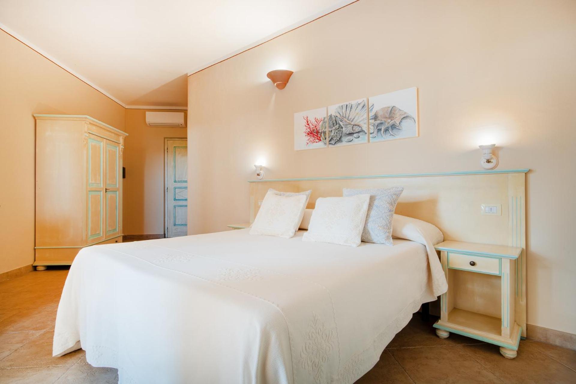 Hotel Lu Pitrali San Teodoro  Kültér fotó