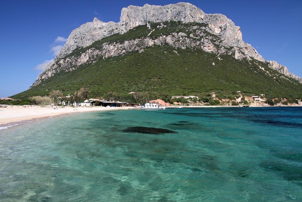 Hotel Lu Pitrali San Teodoro  Kültér fotó