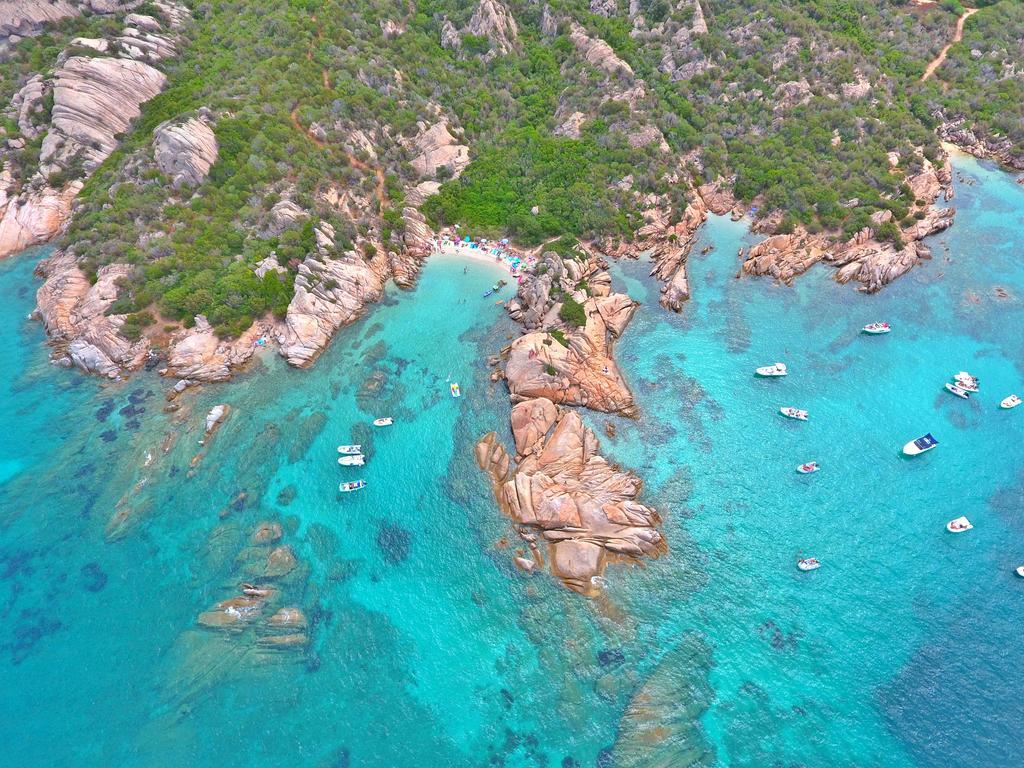 Hotel Lu Pitrali San Teodoro  Kültér fotó